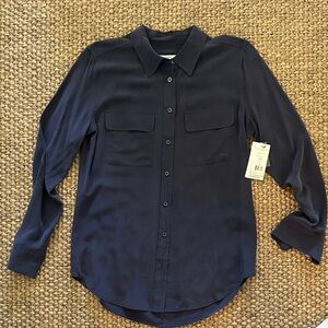 Equipment Women’s Blue Silk Blouse NWT  Small Slim Signature